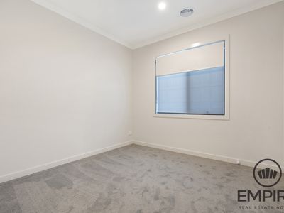 17 Fiorin Street, Clyde North