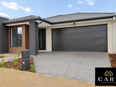 99 Madeira Drive, Truganina