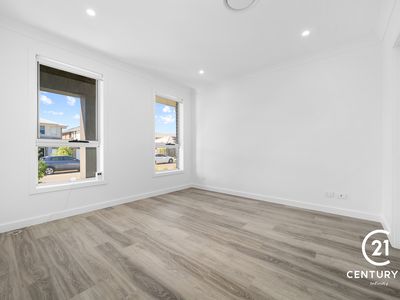 12 Plumcott Street, Werrington