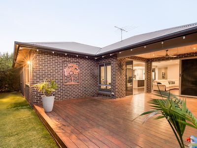 61 Lawson Way, Caroline Springs