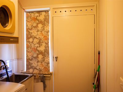 19 ROBERTSON CRESCENT, Deniliquin