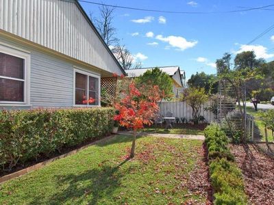 13 Sapphire Crescent, Tamworth