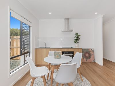 2 / 75 Primrose Parade, Wynnum West
