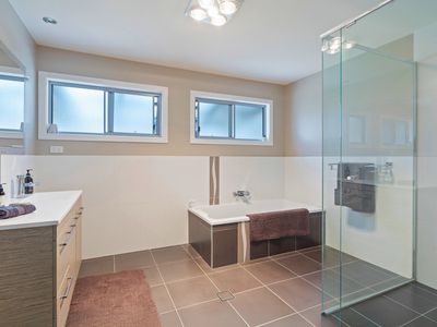 64 Kb Timms Drive, Eden