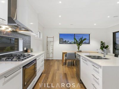 8 Lapin Grove, Wandana Heights