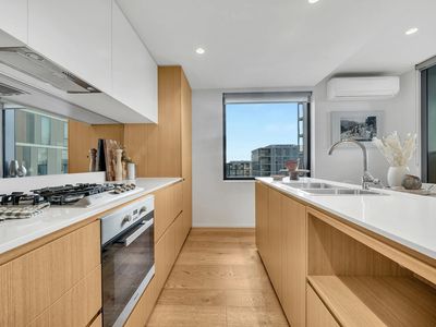 704 / 8C Evergreen Mews, Armadale