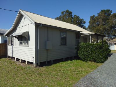 16 Macintosh Street, Forster