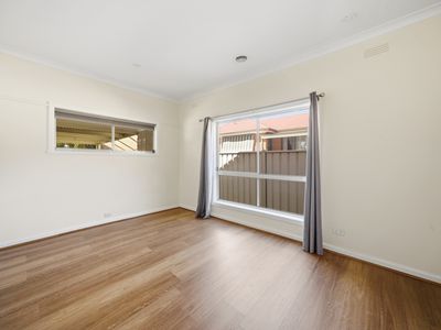 22 Echuca Rd, Mooroopna