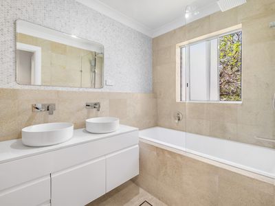 41 Emery Crescent, Karabar