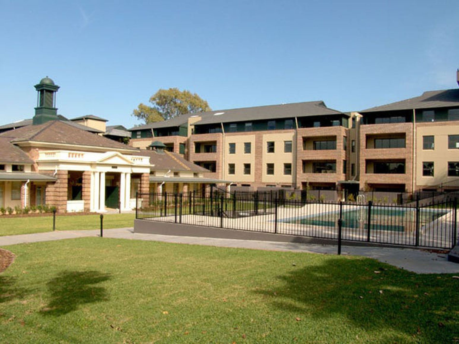 9 / 1-3 Coronation Avenue, Petersham
