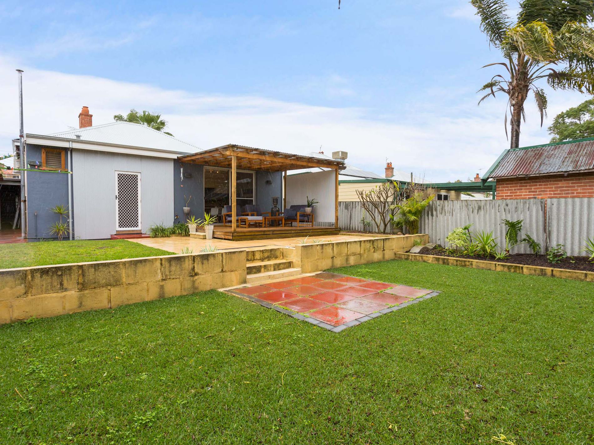 96 Douglas Avenue, South Perth