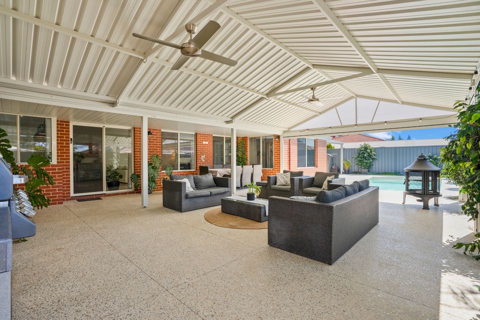 2 Anzio Court , Secret Harbour