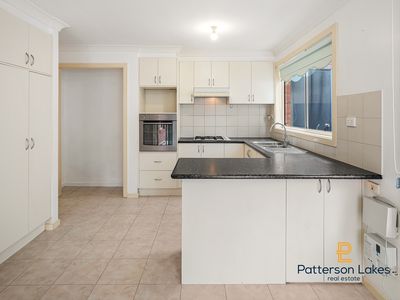 2 / 18 Verbena Crescent, Noble Park