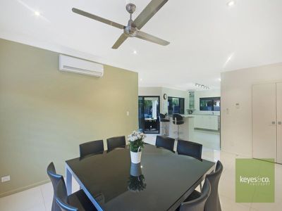 6 Lord Howe Promenade, Douglas
