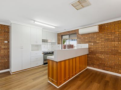 42 Shadwell Way, Morley