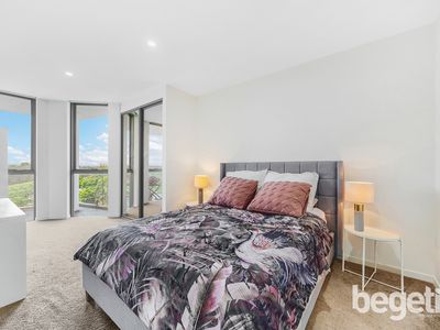 a608 / 86 Centenary Drive, Strathfield