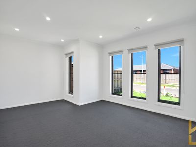 15  Sleet Avenue , Wyndham Vale