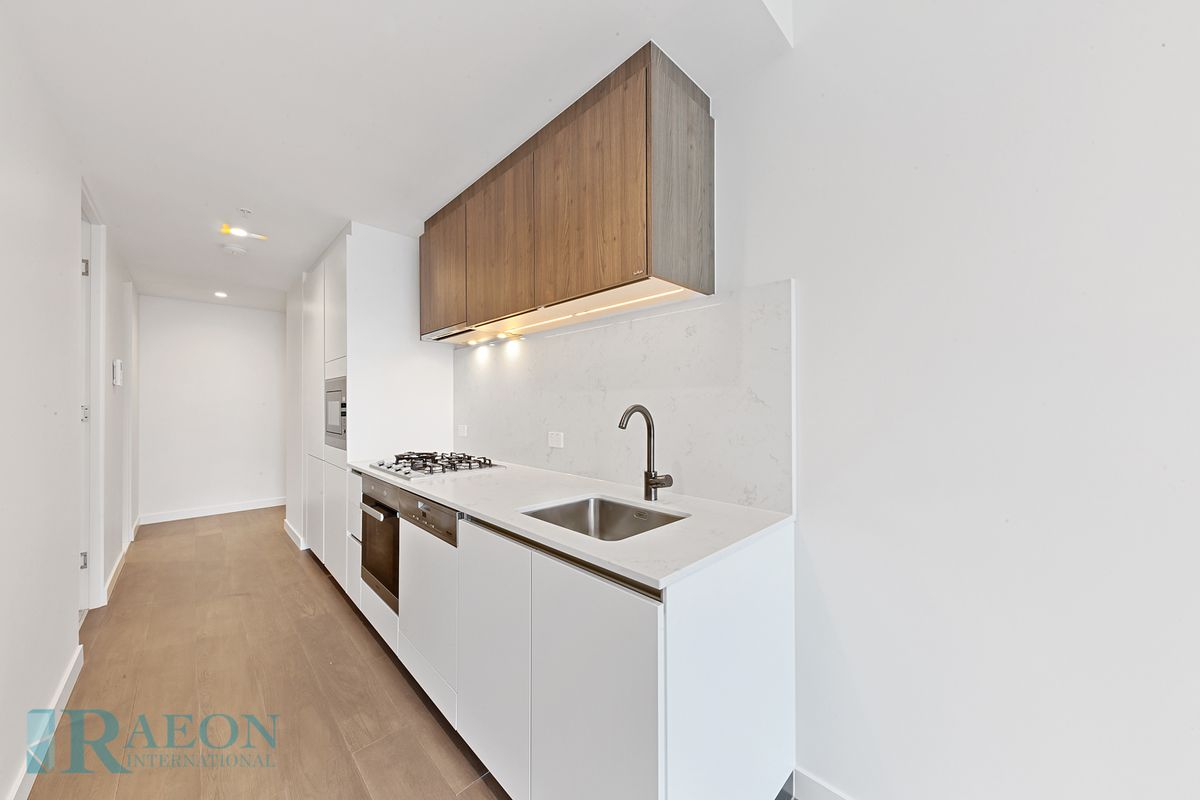 2003/23 Mackenzie Street, Melbourne