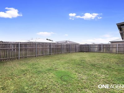 32 Saltair Drive, Eli Waters