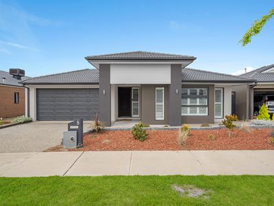 5 Stockfield Avenue, Clyde