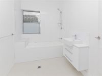 2  1241 Logan Rd, Mount Gravatt