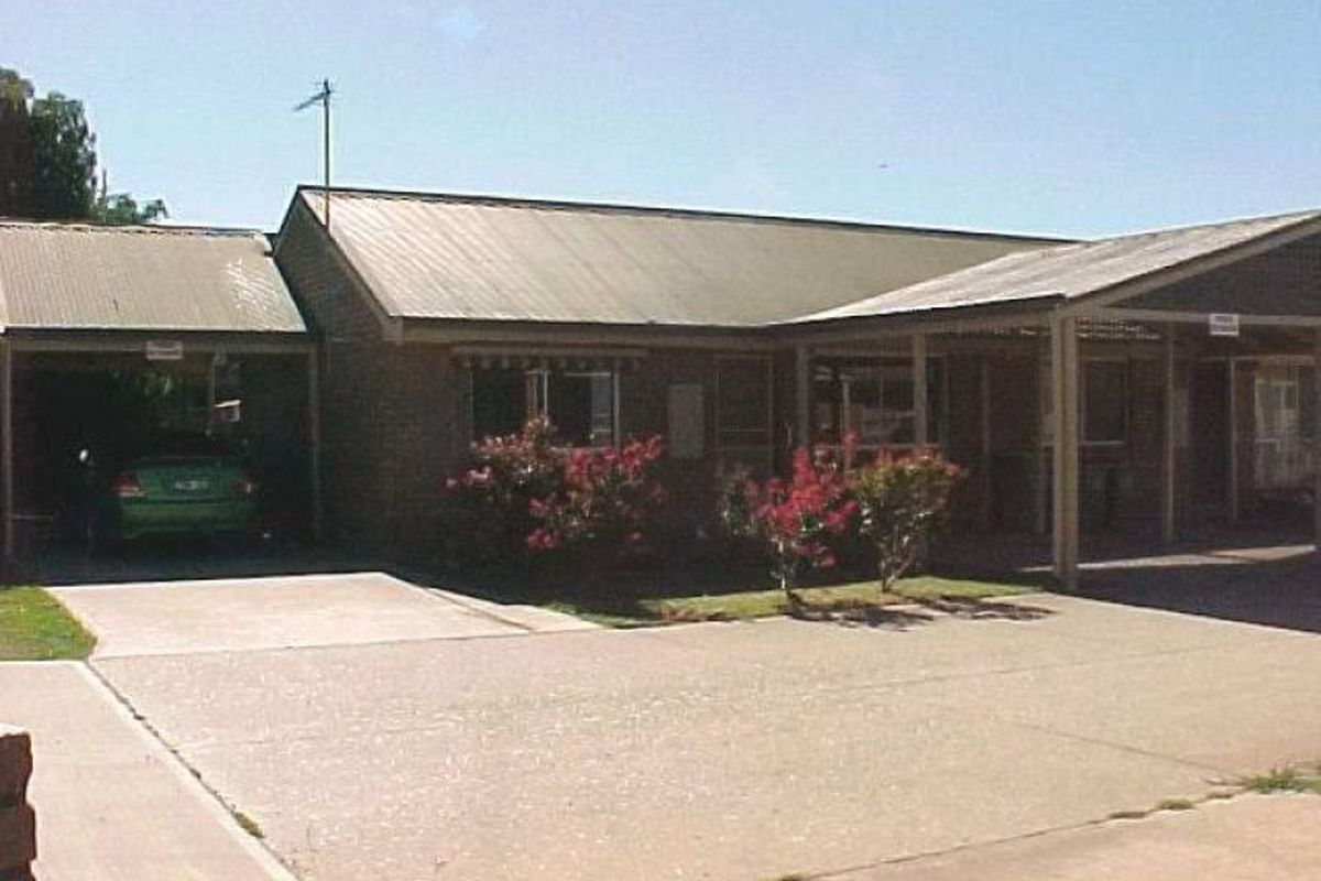 1 / 11 Early Street, Mansfield