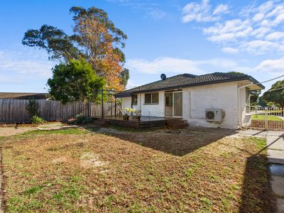 18 Picton Court, Sale