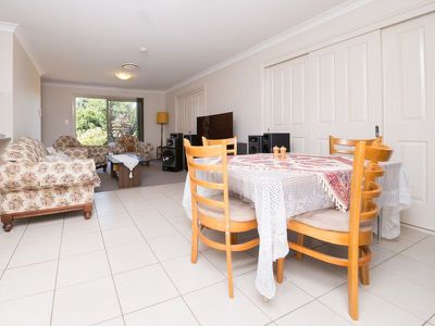 8 / 5 John Brass Place, Dubbo