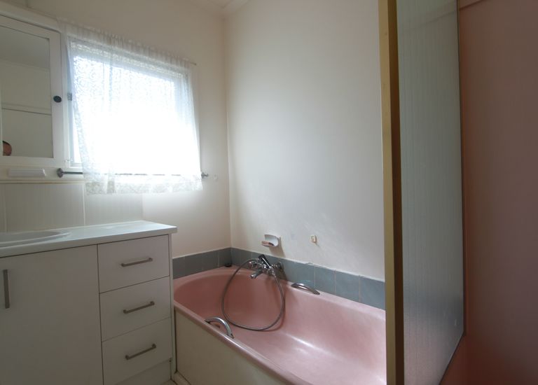 36 Alward Avenue, Clayton South