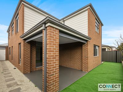 33 Burford Way, Cranbourne North