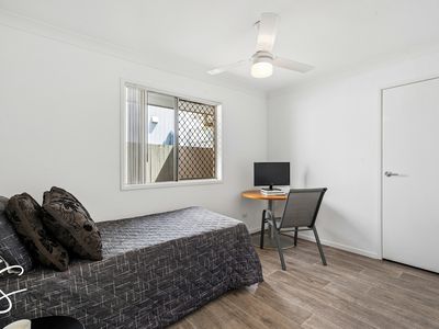 76 Dartmouth Street, Coopers Plains