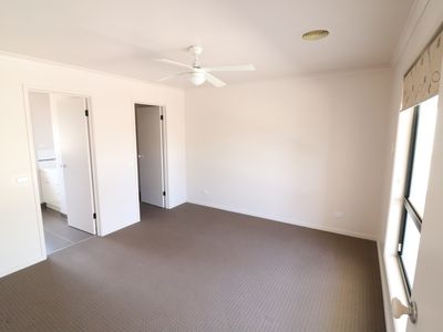 1 / 70 Redbank Road, Seymour