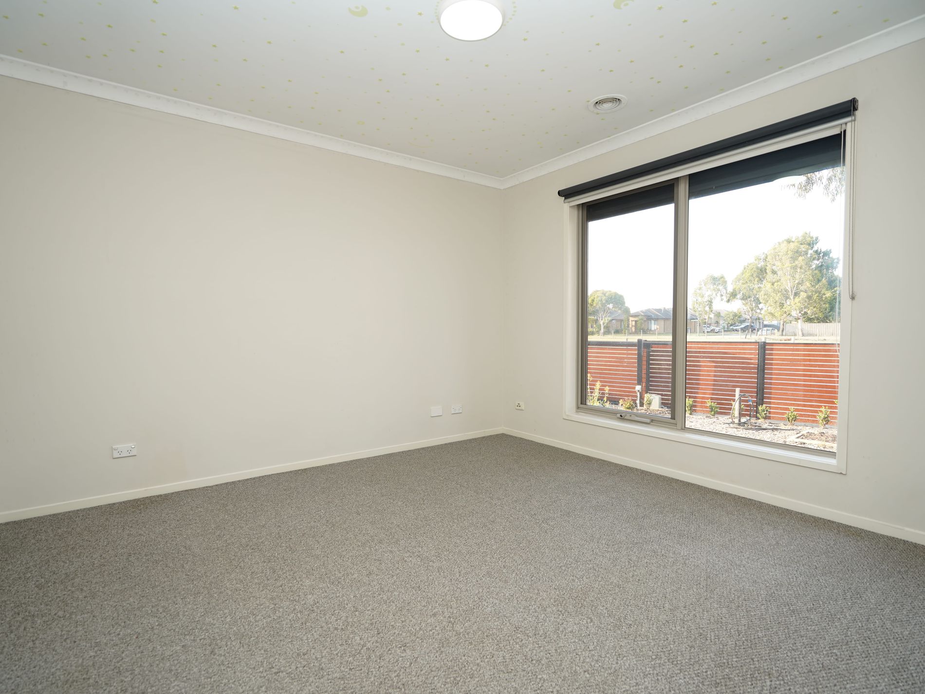 74 Banjo Circuit, Lynbrook