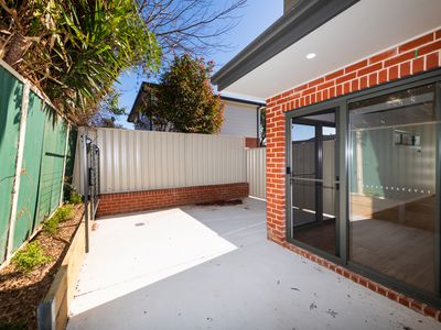 2 / 30 Broughton Place, Queanbeyan