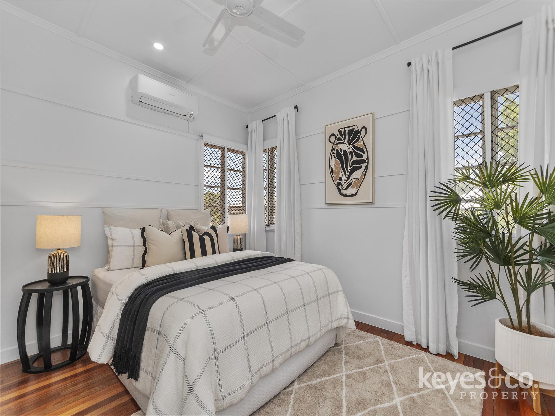 58 Kent Street, Gulliver