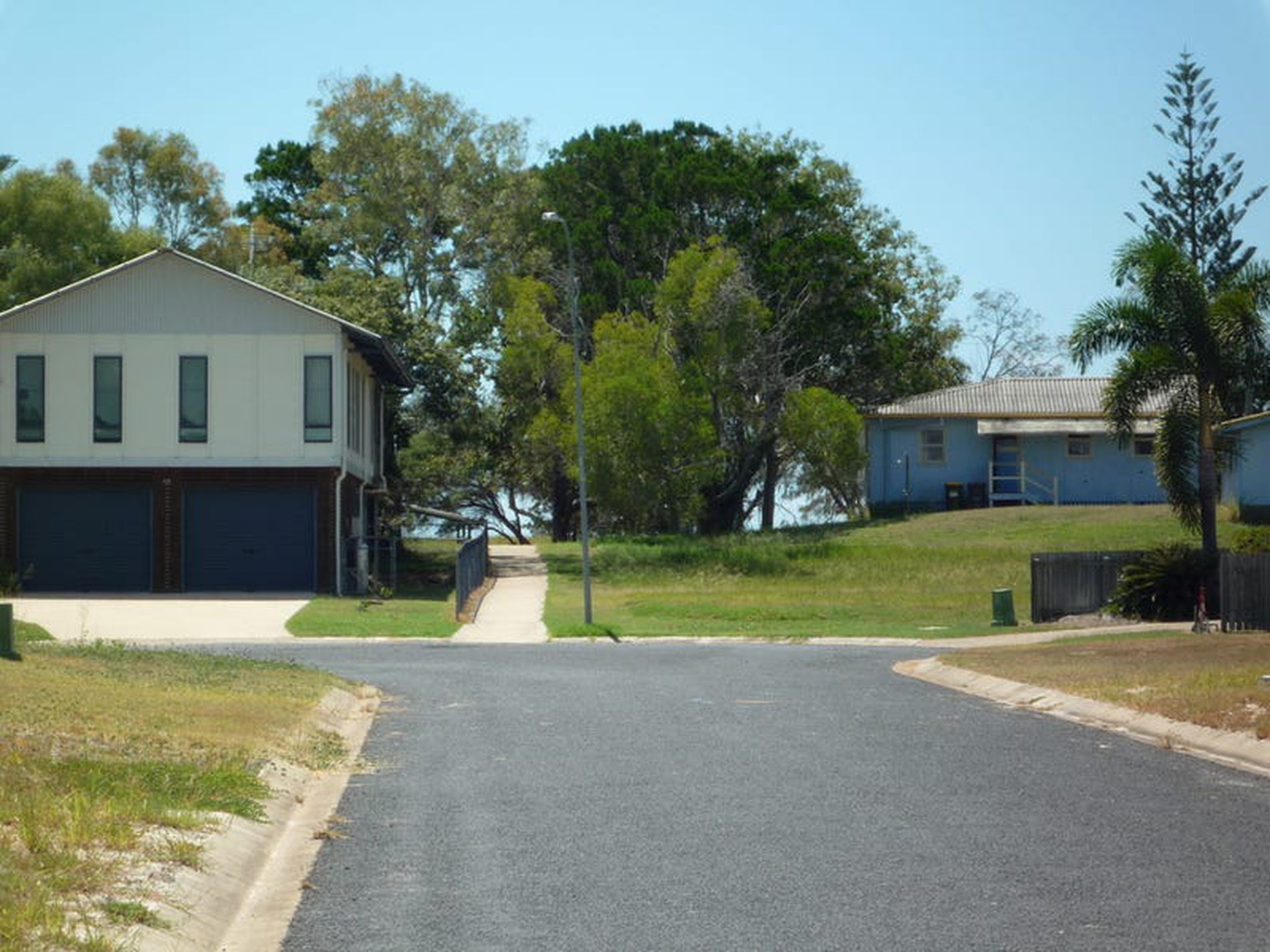 52 First Avenue, Woodgate
