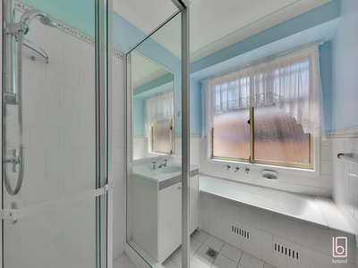 10 Japonica Close, Lake Haven