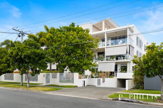 6 / 8-10 Victor Avenue, Paradise Point