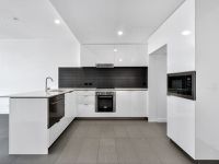   2205 / 10 Trinity Street, Fortitude Valley