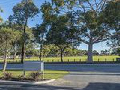 1 / 377 DALY STREET, Cloverdale