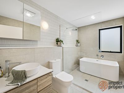 32 Judith Macintosh Crescent, Taylor