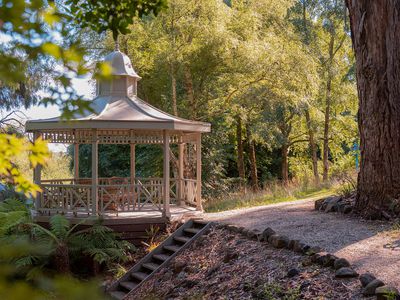 85 Douglas Road, Mount Macedon