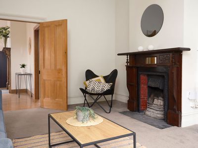 175 Gladstone Road, Dalmore