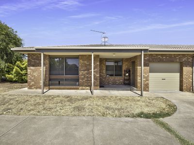 1 / 11 Caraselle Avenue, Wangaratta