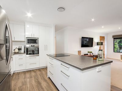 19 Cascade Street, Raceview