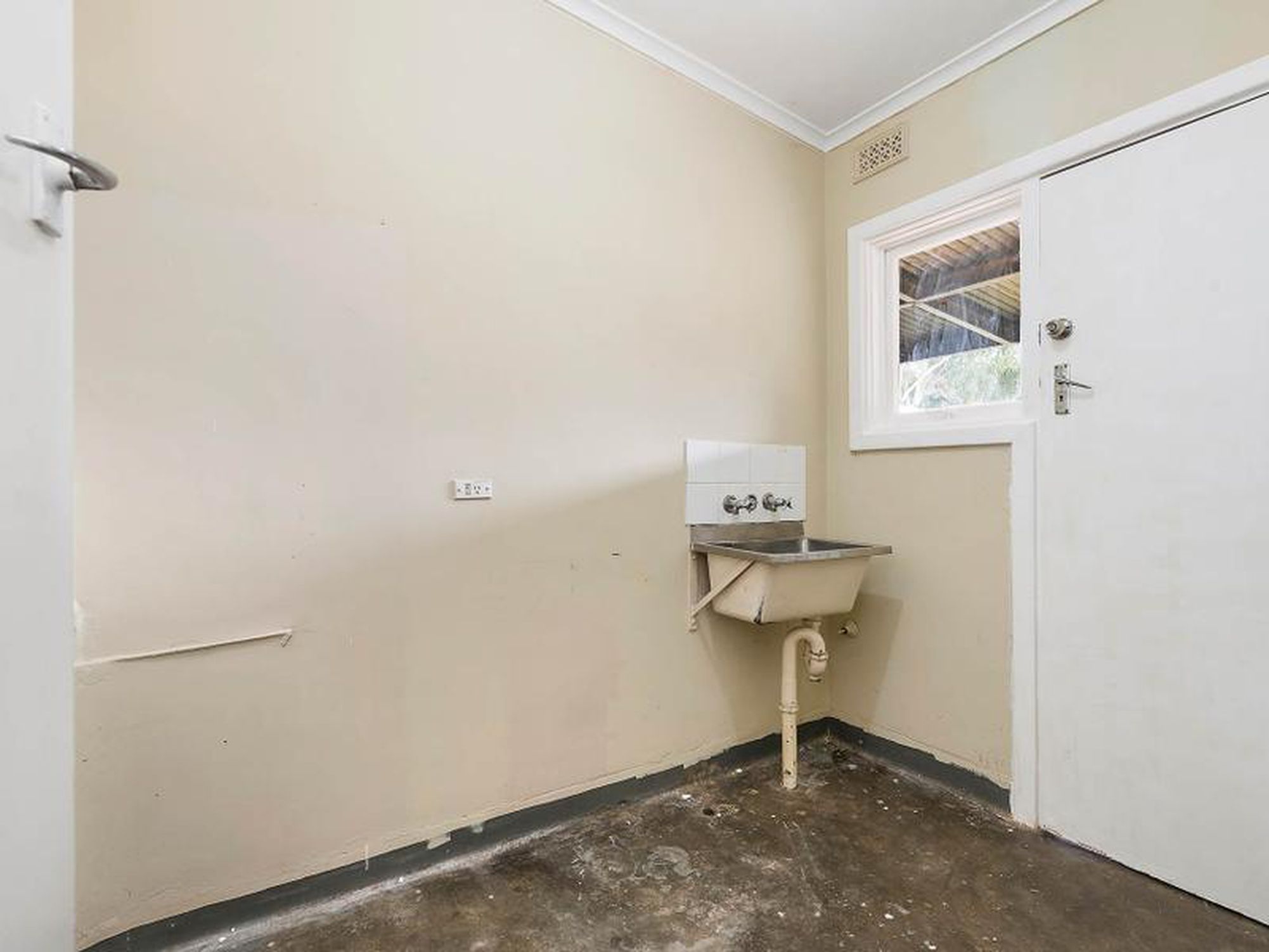 10 Cummins Street, Davoren Park