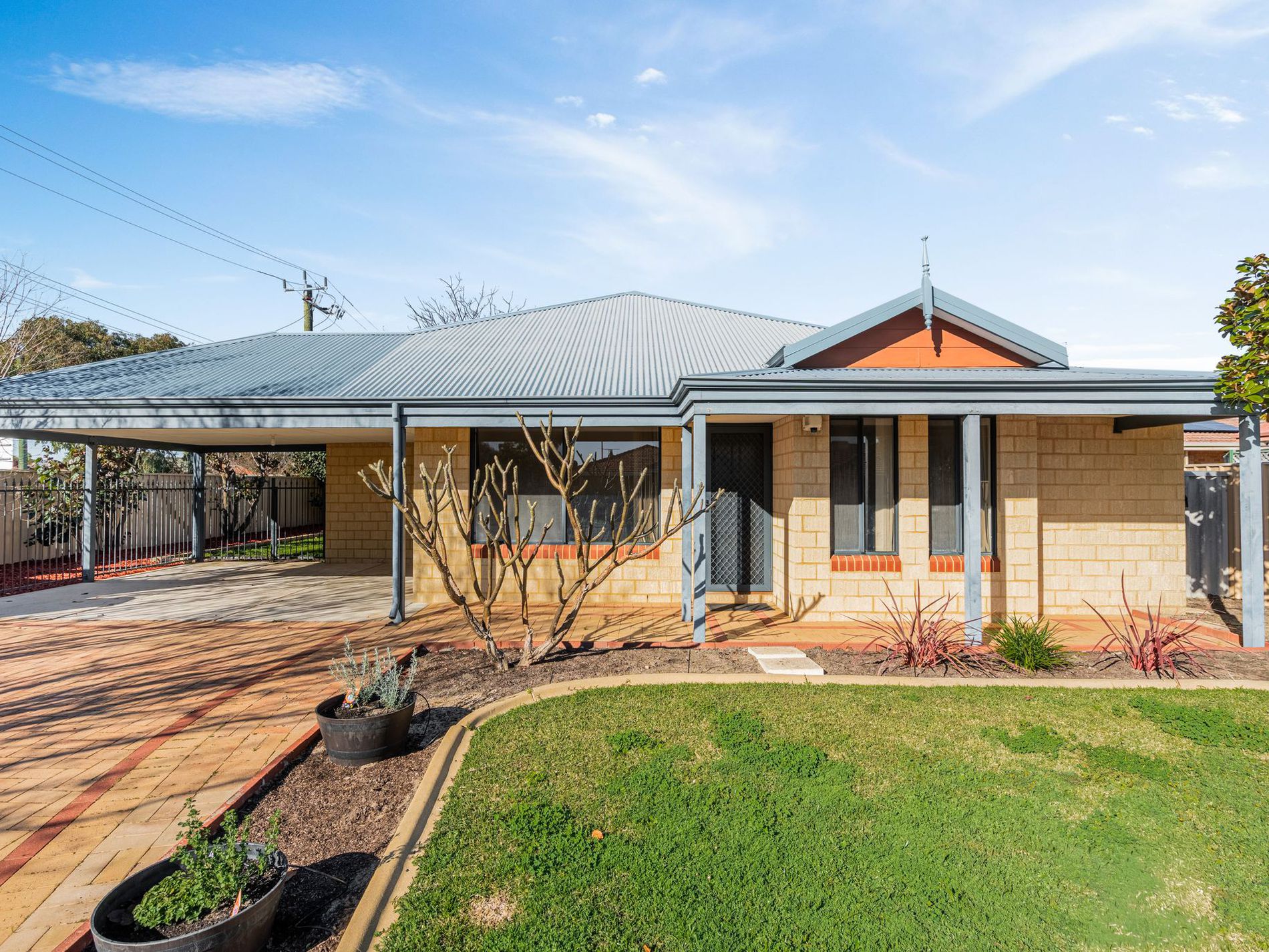 94 Sayer Street, Midland