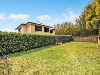6 Lachlan Drive, Wakerley