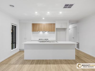 38 Blue Lily Circuit, Junction Village