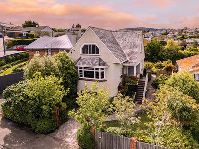 54 Hawthorn Avenue, Mornington